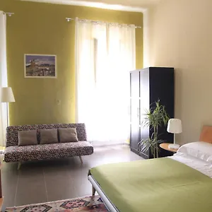Metropolis Guest house